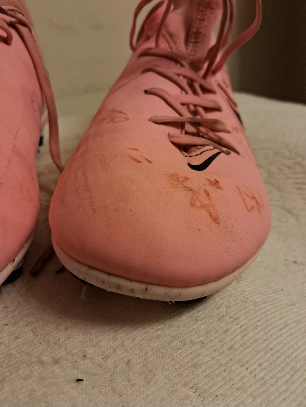 Nike pink gradient